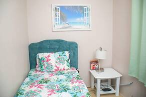 Lovely 2 Bedroom Apt 4 Warm, Cosy, Comfortable