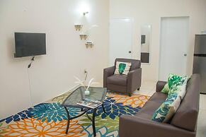 Lovely 2 Bedroom Apt 4 Warm, Cosy, Comfortable