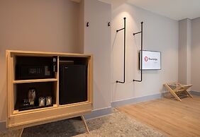 Travelodge Nimman Chiang Mai