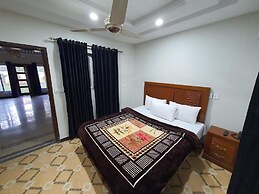 Royal Blue Inn House