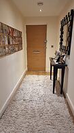 Beautiful and Modern Apartment in North London