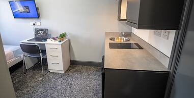 Lovely Homely Studio Available