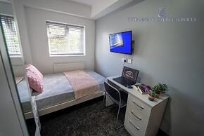 Lovely Homely Studio Available