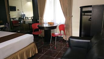 C'One Hotel Cempaka Putih