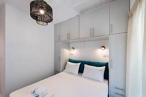 Bluemoments Naum Nikiana