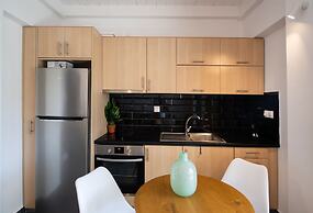 Bluemoments Naum Nikiana