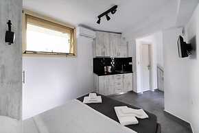 Bluemoments Naum Nikiana