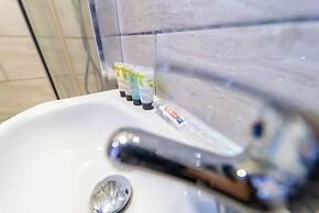 Spacious Comfortable Studio Near the University