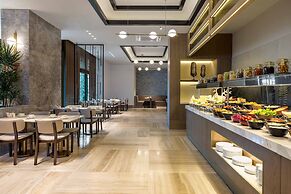 Mövenpick Living Istanbul Camlivadi