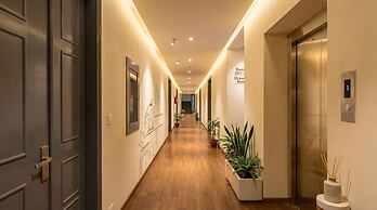 Yashobhoomi Airport Hotel Grand Tashree