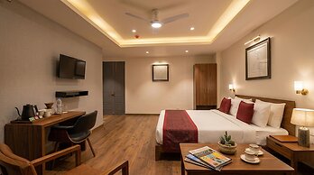 Yashobhoomi Airport Hotel Grand Tashree