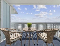 A Little Shore Thing 1 Bedroom Condo by RedAwning