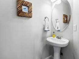 Almost Heaven 4 Bedroom Home by RedAwning