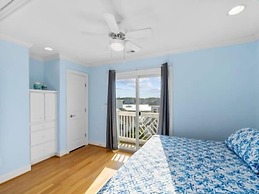 Almost Heaven 4 Bedroom Home by RedAwning