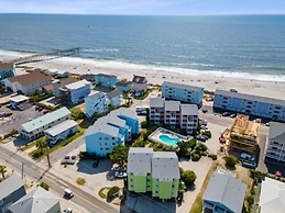 A Beach Dream 1 Bedroom Condo by RedAwning