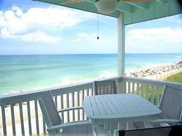 A Beach Dream 1 Bedroom Condo by RedAwning