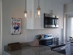 A Beach Dream 1 Bedroom Condo by RedAwning