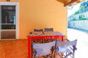 Takis House in Katavolos