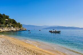 Takis House in Katavolos