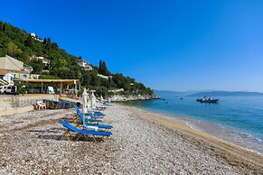 Takis House in Katavolos