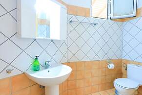 Takis House in Katavolos