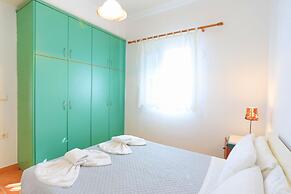 Takis House in Katavolos