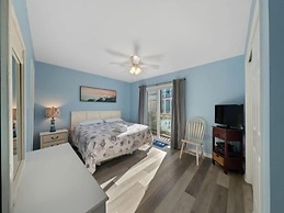 Sea Forever 2 Bedroom Condo by RedAwning