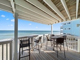 Turtle Cove 2 Bedroom Condo by RedAwning
