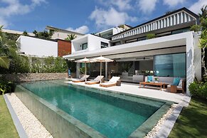 Kerem Luxury Beachfront Villas