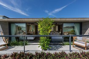 Kerem Luxury Beachfront Villas