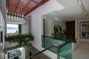 Kerem Luxury Beachfront Villas