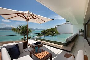 Kerem Luxury Beachfront Villas