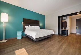 Tru By Hilton Novi Detroit