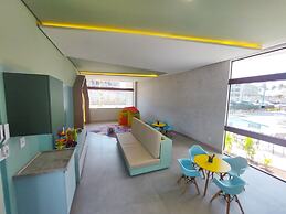 Mana Beach Experience