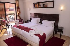 Hôtel Les Trois Palmiers