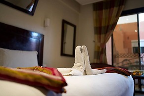 Hôtel Les Trois Palmiers