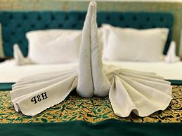 Hôtel Les Trois Palmiers