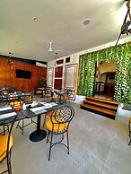 Hôtel Les Trois Palmiers