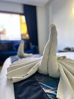 Hôtel Les Trois Palmiers