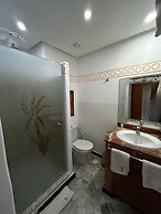 Hôtel Les Trois Palmiers