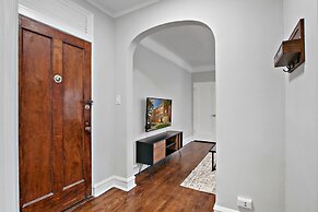 Adorable 1BR Apartment in Evanston