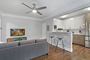Adorable 1BR Apartment in Evanston