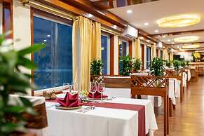Halong Crown Cruise