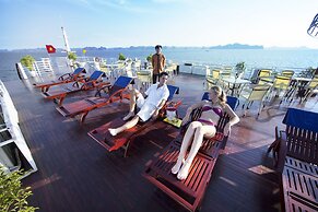 Halong Crown Cruise
