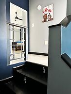 Cozy Crib 5mins from the airport