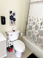 Cozy Crib 5mins from the airport