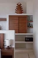 Casa Roni by Xeno