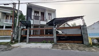 Oemah Wisata RinginSari