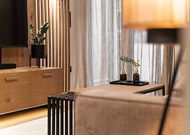 Acropolis Elite Residences