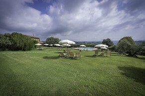 Santo Pietro Resort